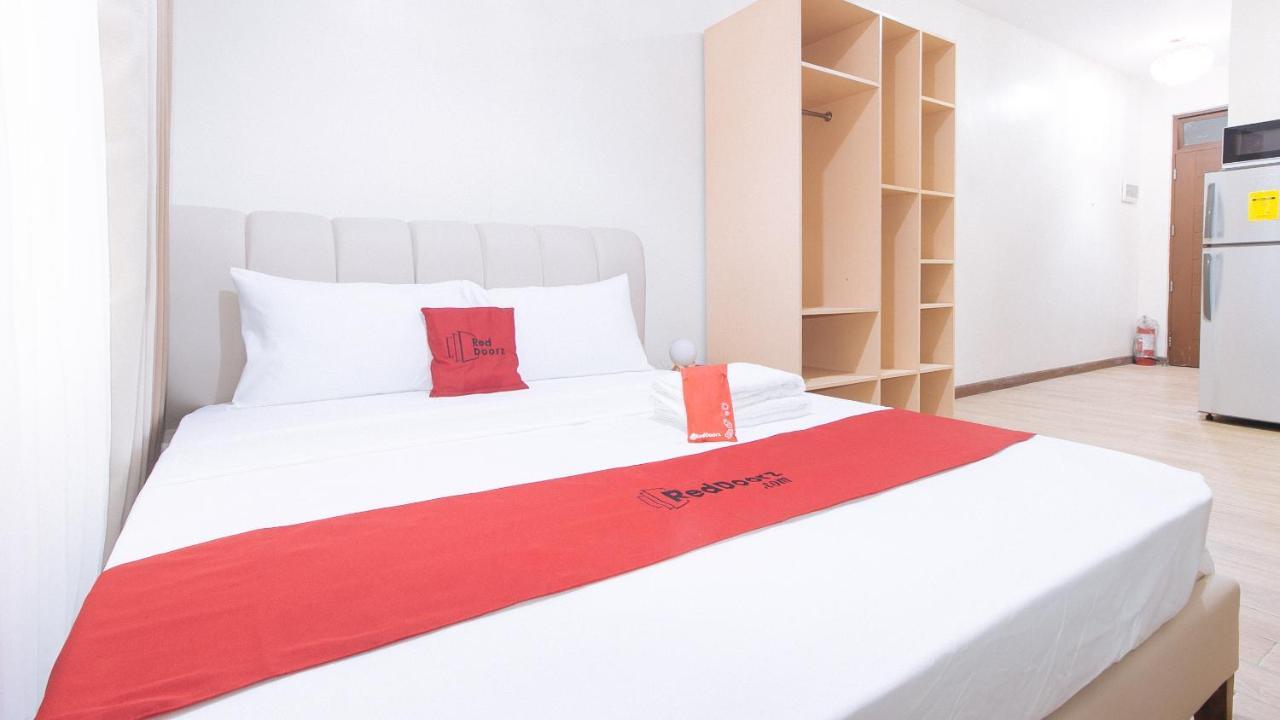 Reddoorz Plus @ Cuarto Verde Staycation Las Piñas Екстериор снимка