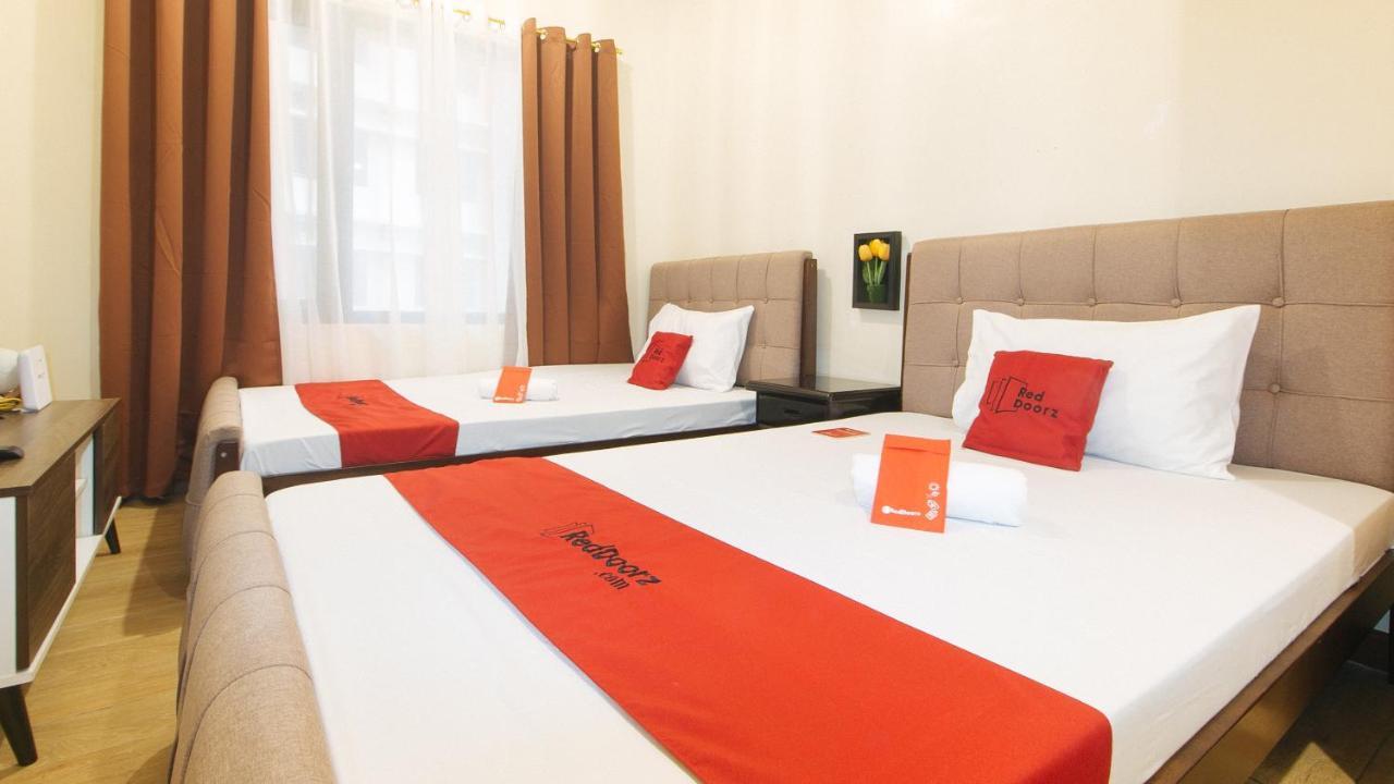 Reddoorz Plus @ Cuarto Verde Staycation Las Piñas Екстериор снимка