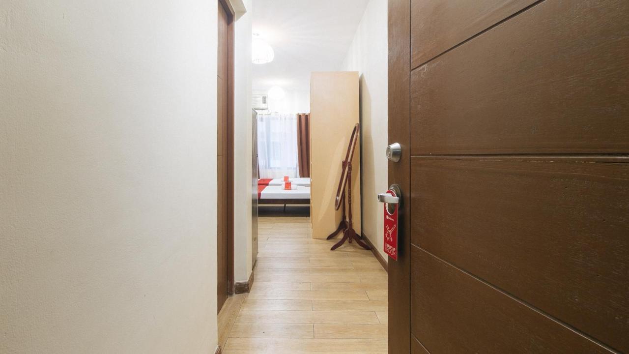 Reddoorz Plus @ Cuarto Verde Staycation Las Piñas Екстериор снимка